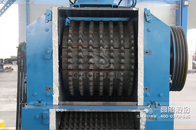 四齒輥破碎機細節