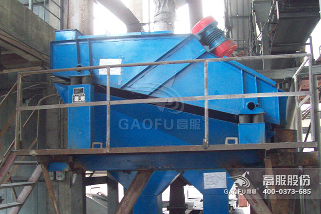 ZSG重型直線振動(dòng)篩客戶(hù)現(xiàn)場(chǎng)