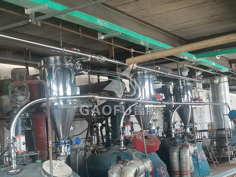 選擇反應釜真空加料機工廠：性價比和售后服務哪個更重要？